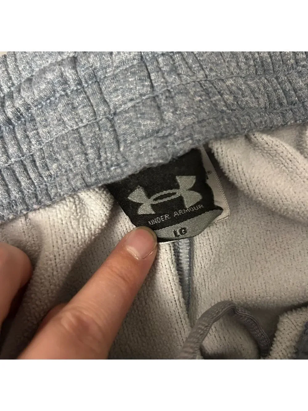 Under Armour Light Gray Joggers Large - Picture 3 of 5